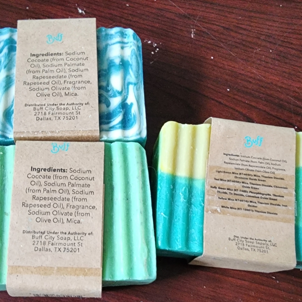 Aloe & Clover, Magnolia, and 5 O'Clock Soap Set. - Picture 11 of 14